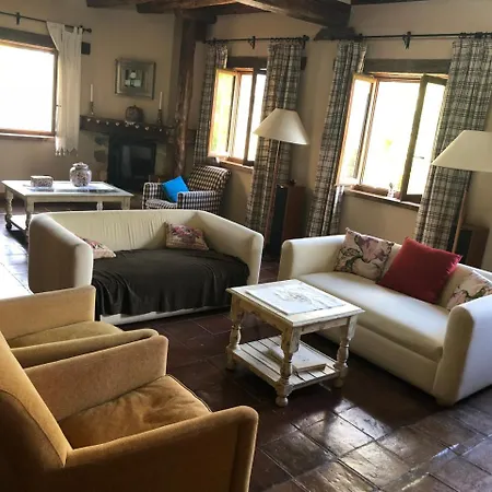 Hotel Rural “Las Vegas” ホテル Requijada